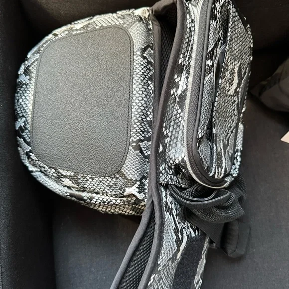 Tushbaby Black and Gray Snake Print Baby Bag - Picture 3 of 5